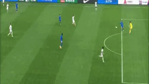 霍伊伦德奥纳纳表现引争议，利物浦名宿批：曼联6人拖累球队